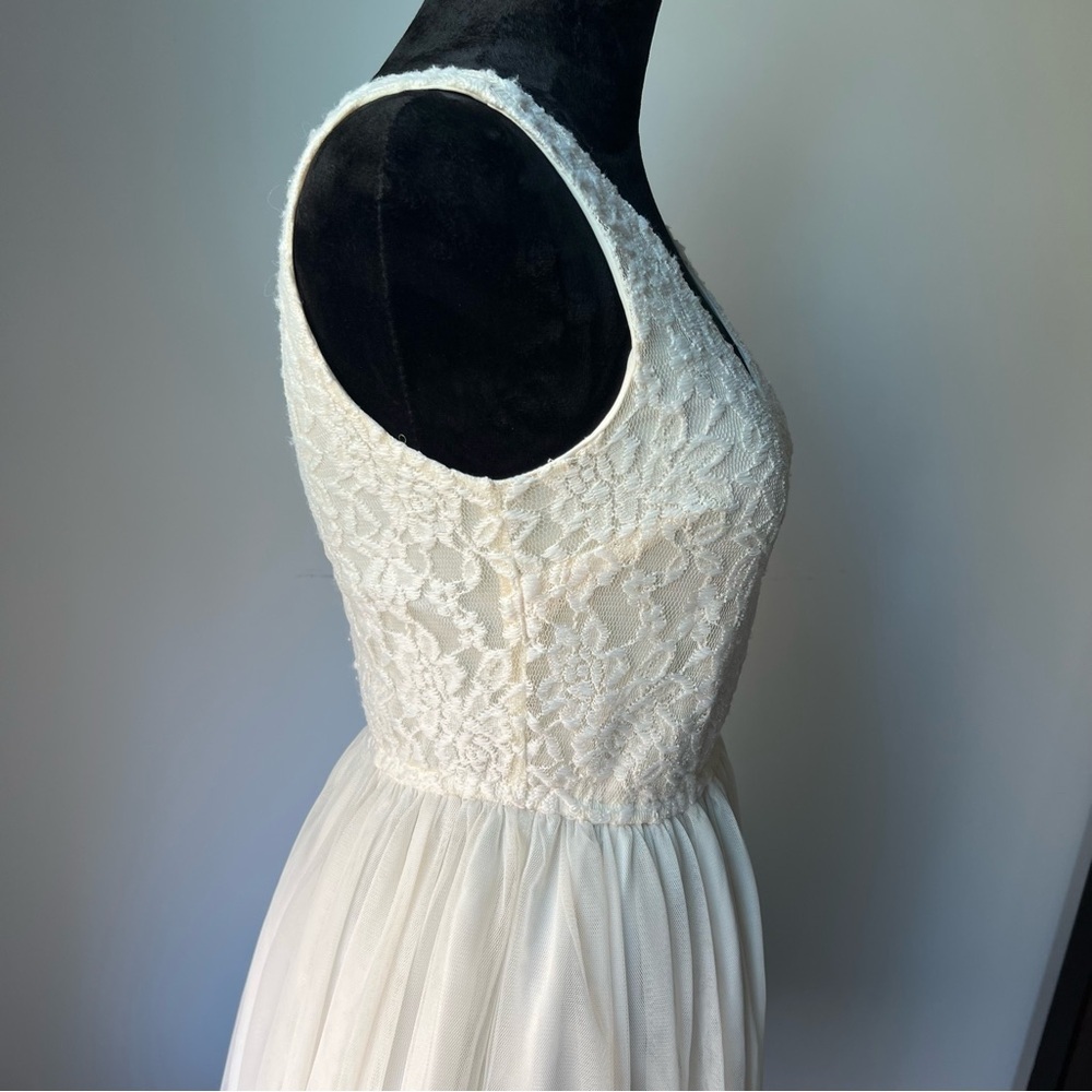 Forever 21 Cream Sleeveless Dress - Picture 5 of 7